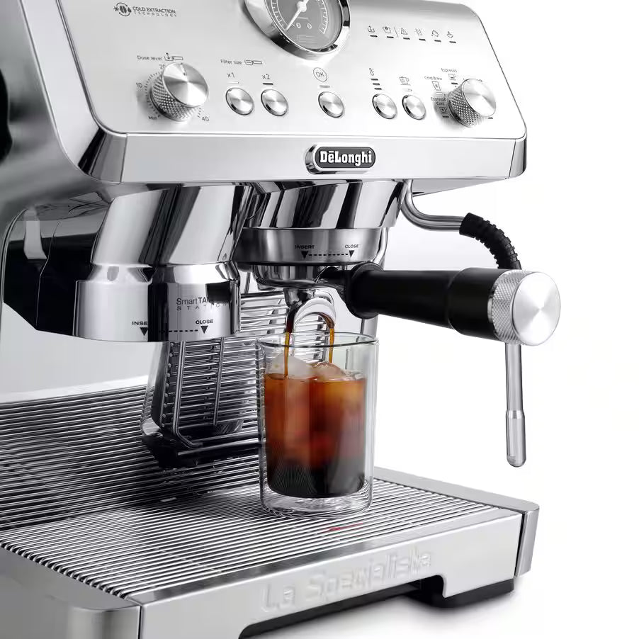 DeLonghi EC9555.M La Specialista Opera